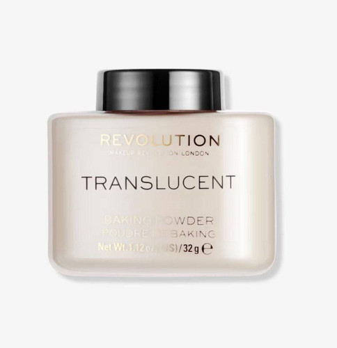 پودر فیکس Revolution London رنگ ترنسولنت یک تثبیتکننده آرایش سبک و شفاف است که بدون تغییر رنگ، آرایش را مات و بادوام میکند. مناسب برای انواع پوست، مخصوصاً پوست چرب.