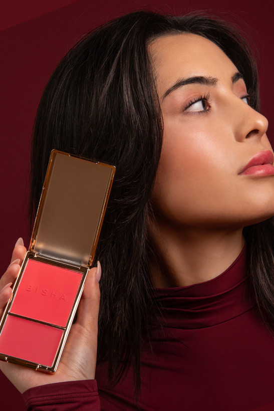 رژگونه دوتایی بیشا رنگ Bahamas مشابه رژگونه پاتریکتا