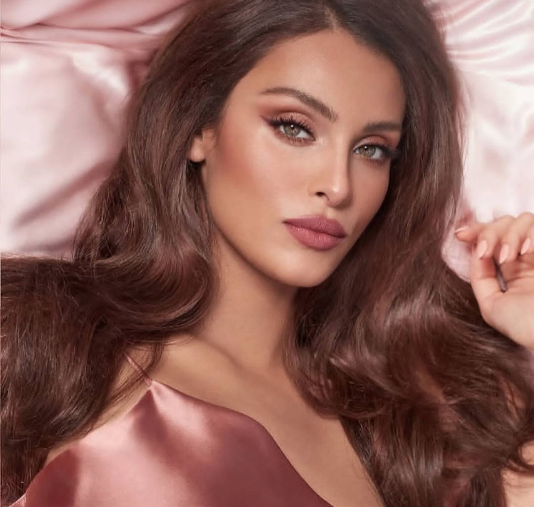 رژگونه شارلوت تیلبری مدل Cheek to Chic رنگ Walk of No Shame